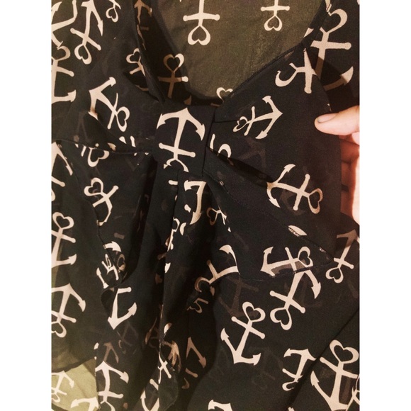 Black chiffon anchor print blouse 🌊 - Picture 2 of 2